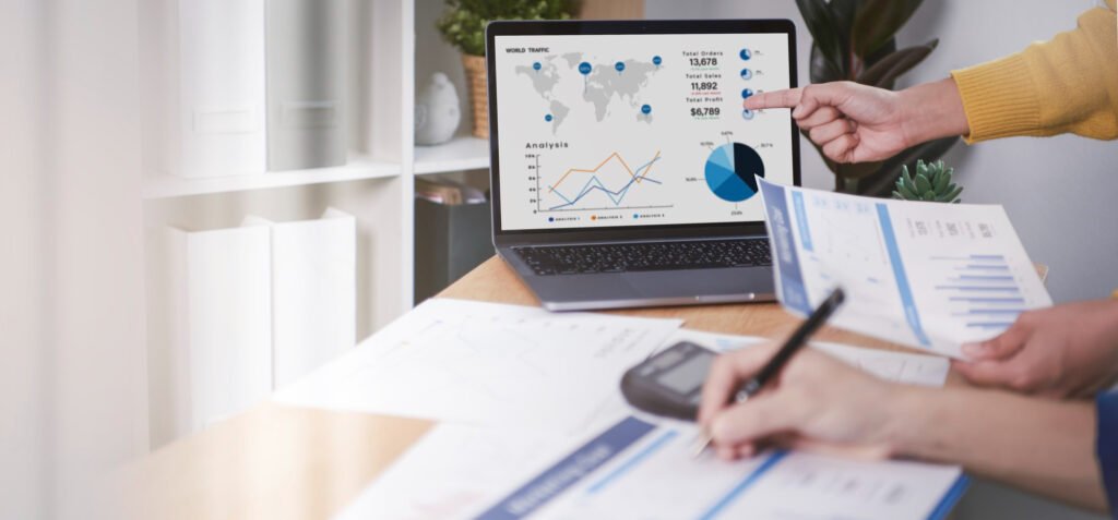What is a Financial Report? Why is it Important? 2 Financial Report